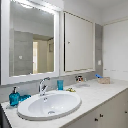 Kourita Garden Apartment With Sea View Near To The Port Of Milos Αδάμας Εξωτερικό φωτογραφία