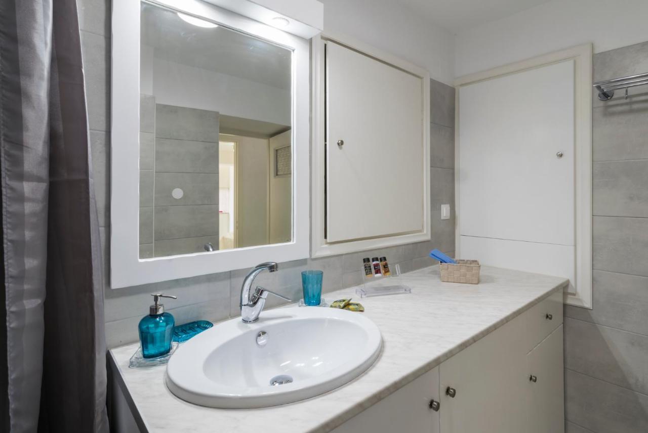 Apartment Kourita Garden With Sea View Near To The Port Of Milos Adamantas (Milos)